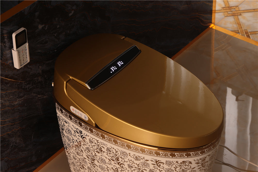 RoyaleGold IntelliSeat™  Smart cleansing crafted for royalty.
